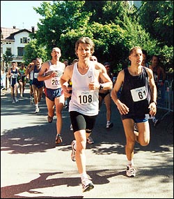 Norbert Schramm beim Oberstdorfer Gebirgstäler Halbmarathon